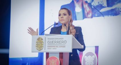 La gobernadora Evelyn Salgado entregó las primeras tarjetas de Pensión Mujeres Bienestar