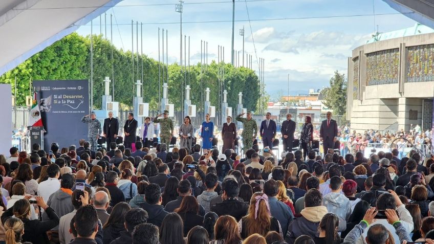 "Sí al desarme, sí a la paz enseña al mundo que en México construimos justicia", afirma Claudia Sheinbaum