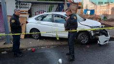 Madre muere frente a su hijo tras ser atropellada en la GAM; el auto circulaba por la banqueta