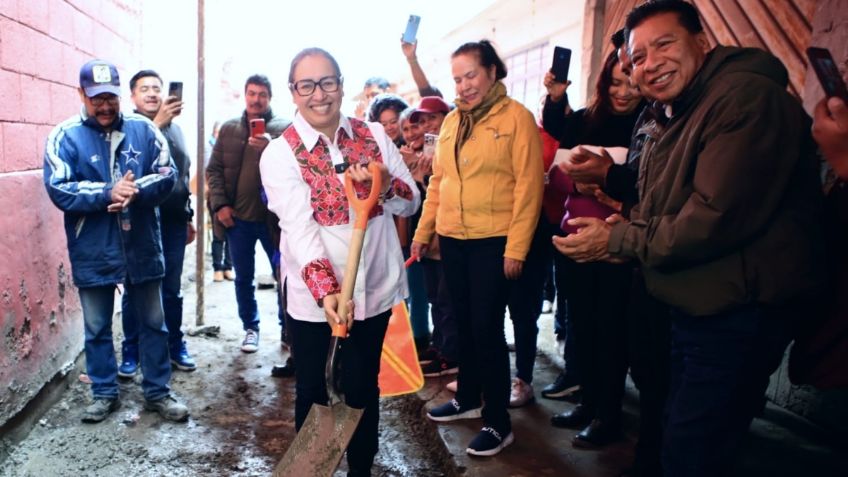 Azucena Cisneros arranca pavimentación de 100 calles en 100 días