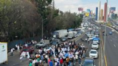 Manifestantes desquician el tráfico en Periférico Norte, amenazan con cerrar todos los carriles con dirección a CDMX