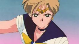 Foto que representa a Adiós a la Inteligencia Artificial: cómo se vería la hermosa Sailor Uranus de Sailor Moon estilo cosplay