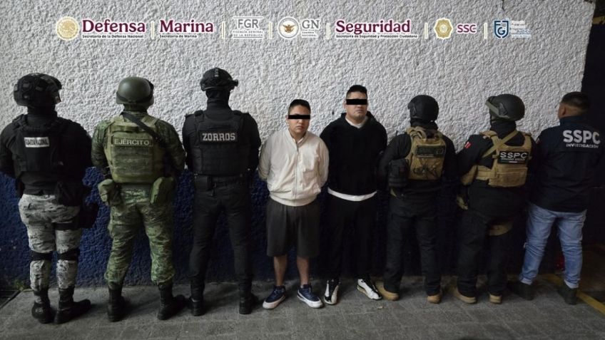 Detienen en CDMX a dos hombres que contaban con órdenes de aprehensión por delitos de extorsión agravada