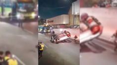 Vuelca camioneta en Parque Lira, causa caos vial | VIDEO