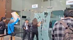 Manifestantes rompen vidrios de instalaciones del Poder Judicial; piden justicia tras liberación de un feminicida