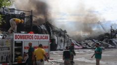 Gobierno de Sinaloa detalla que 2 negocios desataron el incendio registrado en cerca de una plaza comercial