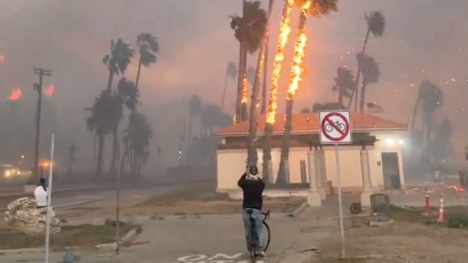 Incendio en Los Ángeles, California, Estados Unidos