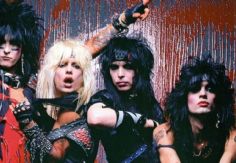 Foto ilustrativa de nota 5 bandas del más puro glam metal en inglés para sentirte una estrella de los 80 este fin de semana