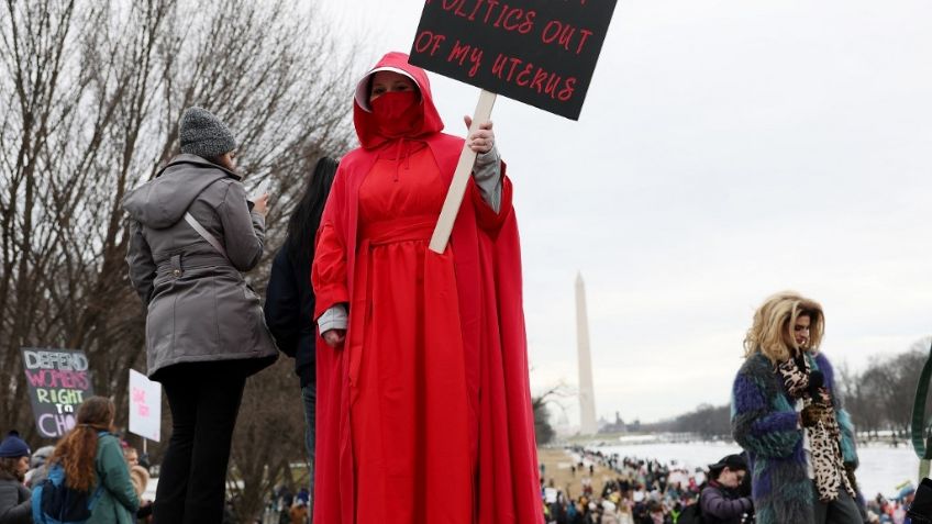 Miles protestan en "La Marcha de todos" en Washington contra de Donald Trump