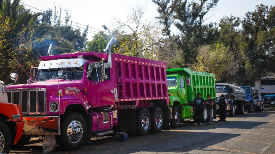 Retiran cerca de 400 automóviles