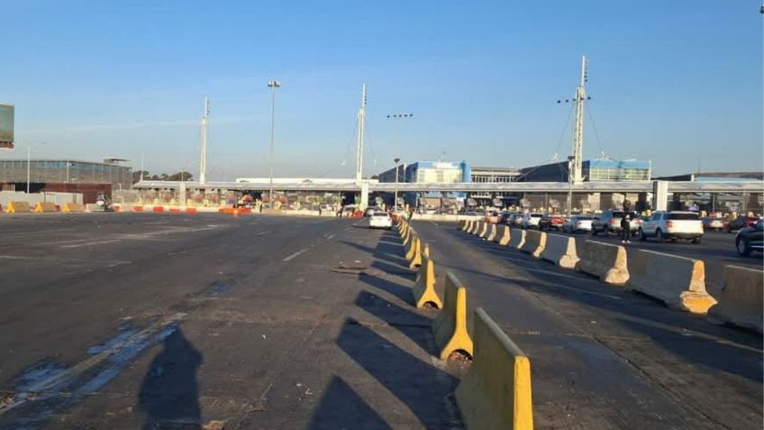 Cruce vehicular y peatonal en Estados Unidos: pocas filas y actividad normal durante el Día de Martin Luther King Jr.