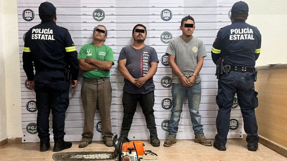 Detienen a 5 hombres y un menor de edad