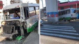 Foto que representa a Microbús pierde el control y se estampa contra un pilar de la Línea 12 en Avenida Tláhuac