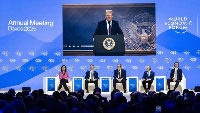 Trump lanza AMENAZA a empresarios en Davos si no producen en Estados Unidos | VIDEO