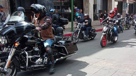 Motociclistas se manifiestan en Chiapas, no quieren nuevas placas, ni chalecos