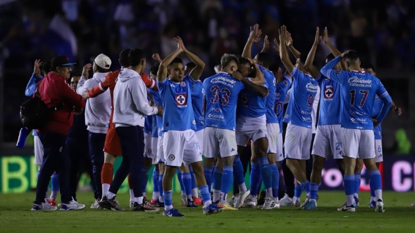 "Somos los que somos y estamos los que siempre estamos": Cruz Azul a su afición tras la salida de Martín Anselmi