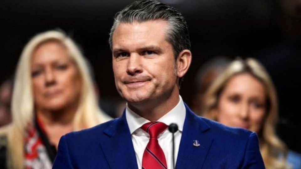 El líder demócrata del Senado, Chuck Schumer, declaró el jueves que Hegseth no está calificado para el cargo debido a su comportamiento personal