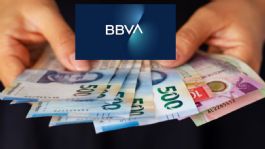 Foto que representa a BBVA: Te cobrarán  447 pesos si te retrasas en TUS PAGOS en estas tarjetas de crédito