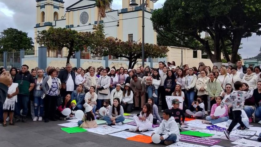 Feministas se movilizan en Veracruz; exigen justicia para Mafer Turrent