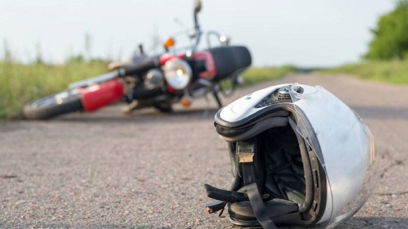 Mueren dos motociclistas en avenida Central