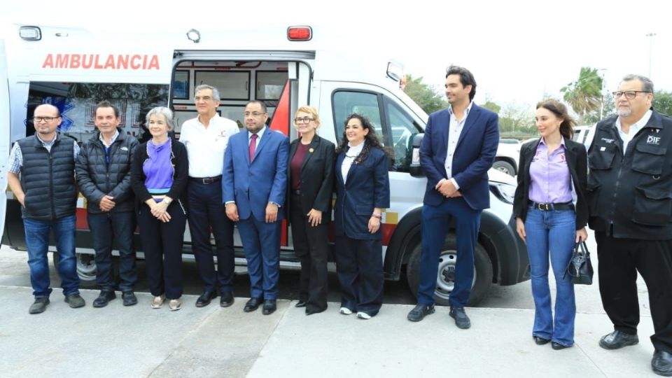 El mandatario tamaulipeco visitó las instalaciones del Instituto Nacional de Migración en los límites del Puente Internacional Reynosa-Hidalgo.