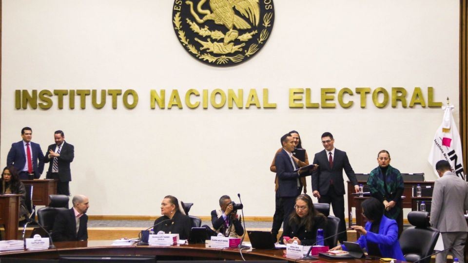 Sesión del INE, de su consejo general del año corriente en la que se trató el tema de la elección del Poder judicial.