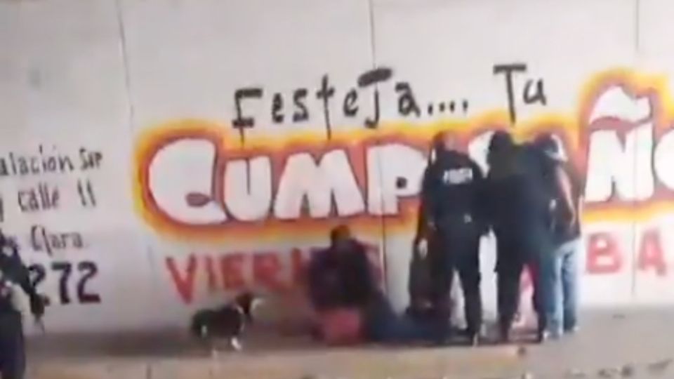 Los vecinos han denunciado la inseguridad al cruzar el bajo puente de Ecatepec