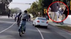 Automovilista intenta arrollar a ciclistas, quienes hacen justicia por su propia mano | VIDEO