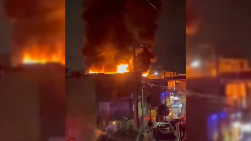 Reportan importante incendio en domicilio de Naucalpan | VIDEO