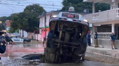 La tierra se traga un camión de volteo en Tampico