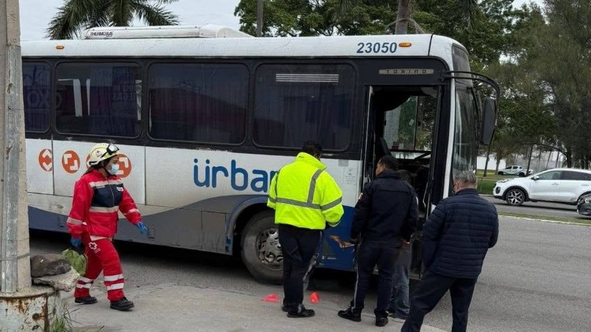 Hombre pierde la vida tras presuntamente lanzarse frente a un autobús en Tampico