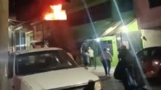 Incendio consume fábrica de colchones en Ecatepec