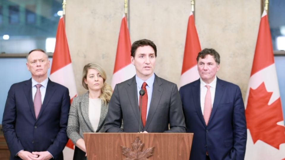 El primer ministro de Canadá llamó a su homóloga en México para acuerdo ante imposición arancelaria