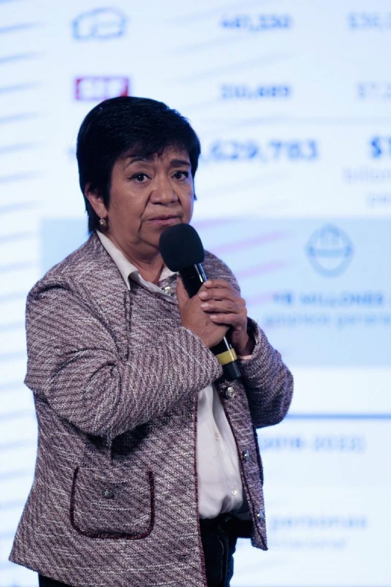 Edna Elena Vega anuncio construccion de 125 mil casas nuevas