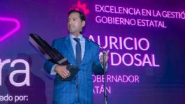 Foto que representa a Reconocen a Mauricio Vila Dosal como líder que impulsa el cambio en México