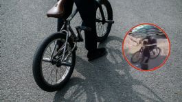 Foto que representa a Sujeto en bicicleta da nalgada a una menor que caminaba con su amiga en Ecatepec | VIDEO