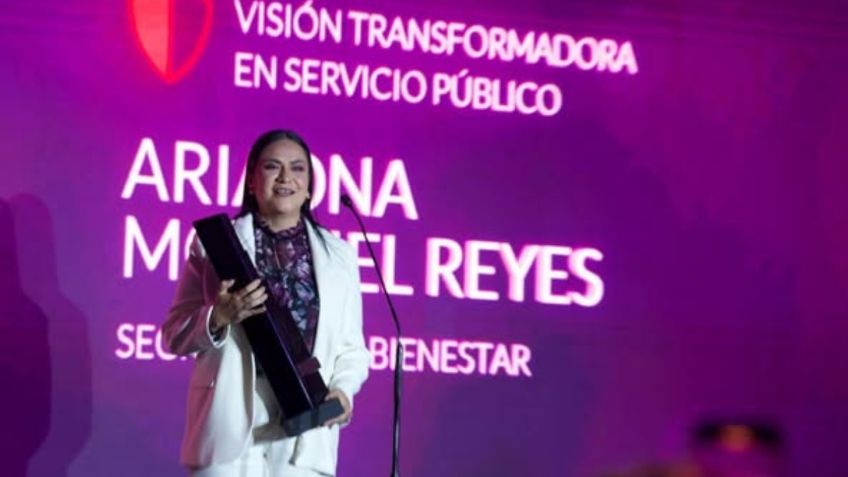 Ariadna Montiel Reyes recibe reconocimiento en Premios Lidera 2025