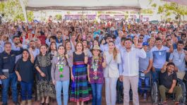 Foto que representa a Evelyn Salgado acerca la Feria de Servicios Integrales a la zona Norte del estado