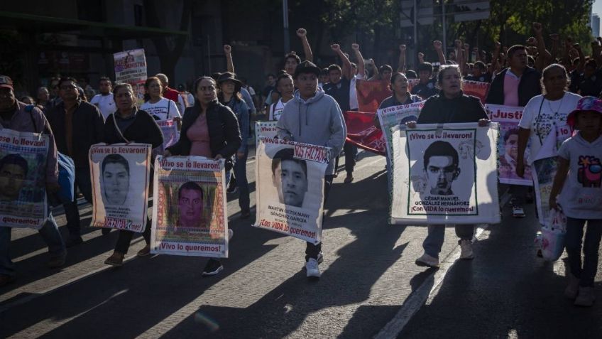 Anuncian reunión entre padres de los 43 normalistas y Claudia Sheinbaum a finales de febrero