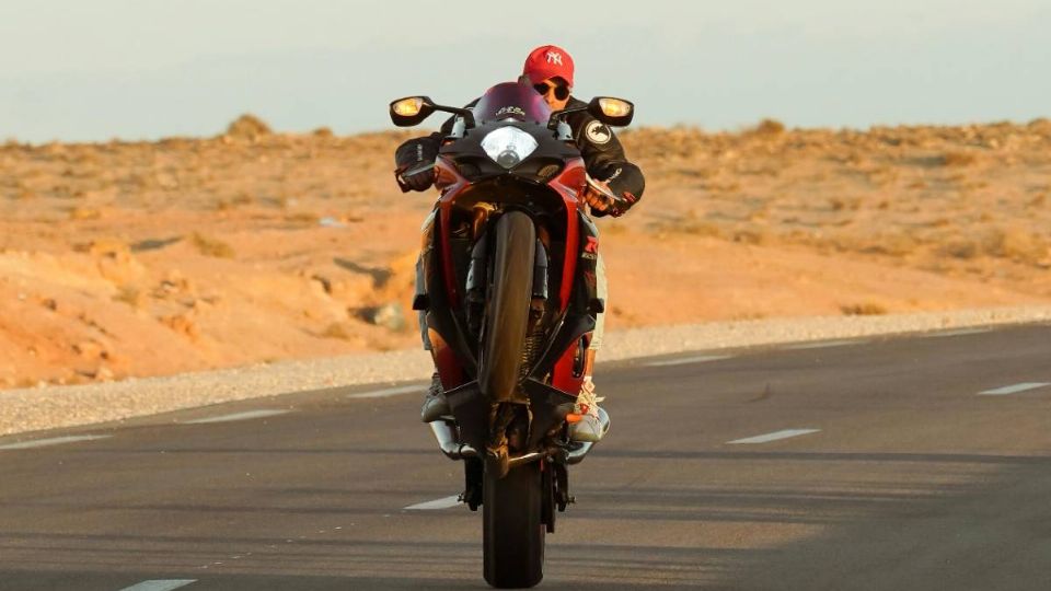 Motociclistas en carretera de Tlajomulco