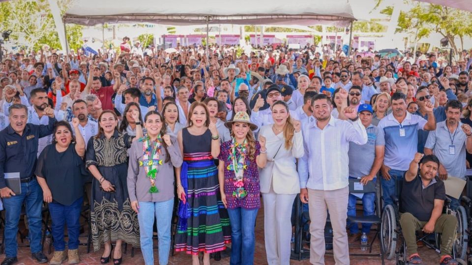 'Es muy importante hacer un trabajo de territorio, gente de Tetipac no están solos, cuenta con nuestro apoyo,' declaró la Gobernadora de Guerrero.