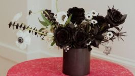 Foto que representa a 14 de febrero: las flores más hermosas para reglar a tu novia darks en este Día de San Valentín