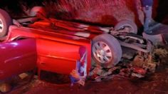 Choque entre motociclista y un auto dejan un muerto y 5 profesores heridos