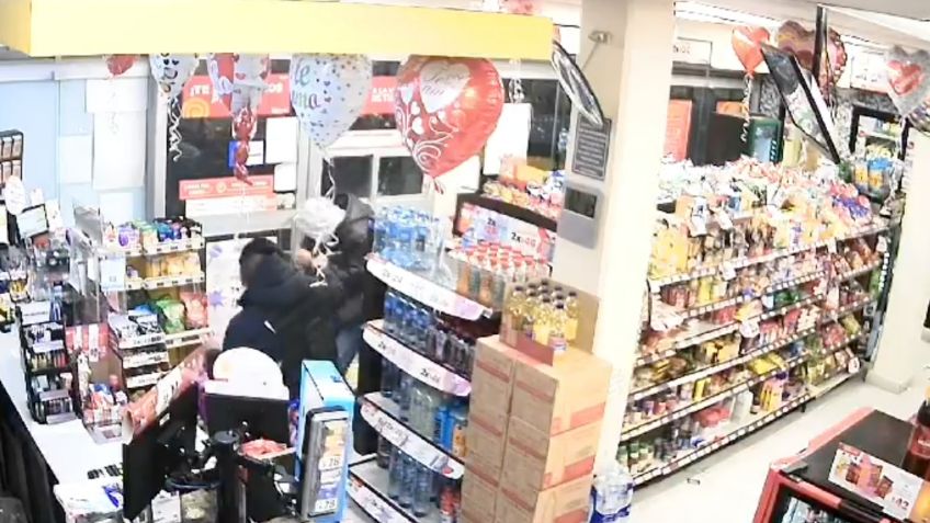 Policía abate a presunto ladrón en tienda de conveniencia | IMÁGENES FUERTES