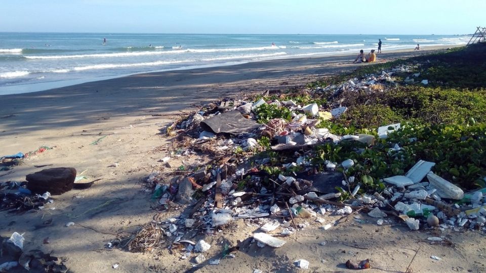 La misión de 'The Ocean Cleanup' es ambiciosa: recoger el 90% del plástico flotante en el mundo para 2040