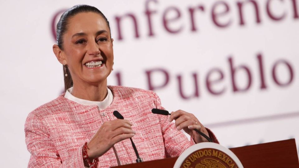 Presidenta Claudia Sheinbaum en la mañanera del 4 de febrero