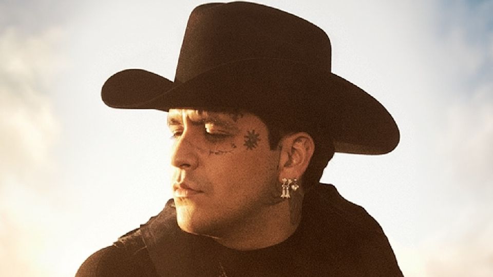 Christian Nodal aparece por segunda vez en la revista Rolling Stone