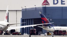 Foto que representa a Dos aviones chocan en pista de aeropuerto de Seattle; es el tercer incidente aéreo en EU en una semana