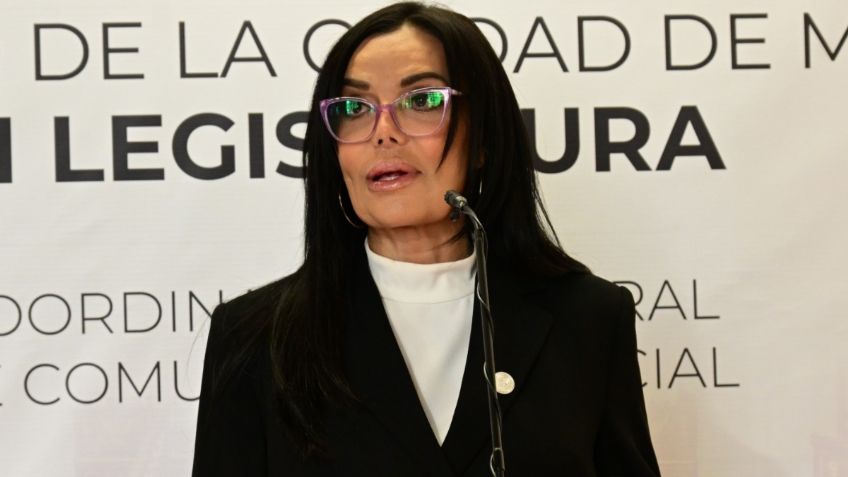 Diana Sánchez Barrios continúa escoltada por elementos de seguridad tras atentado en Centro Histórico