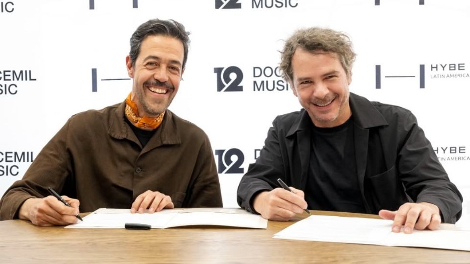 El famoso integrante de Café Tacvba firma con empresa K-Pop